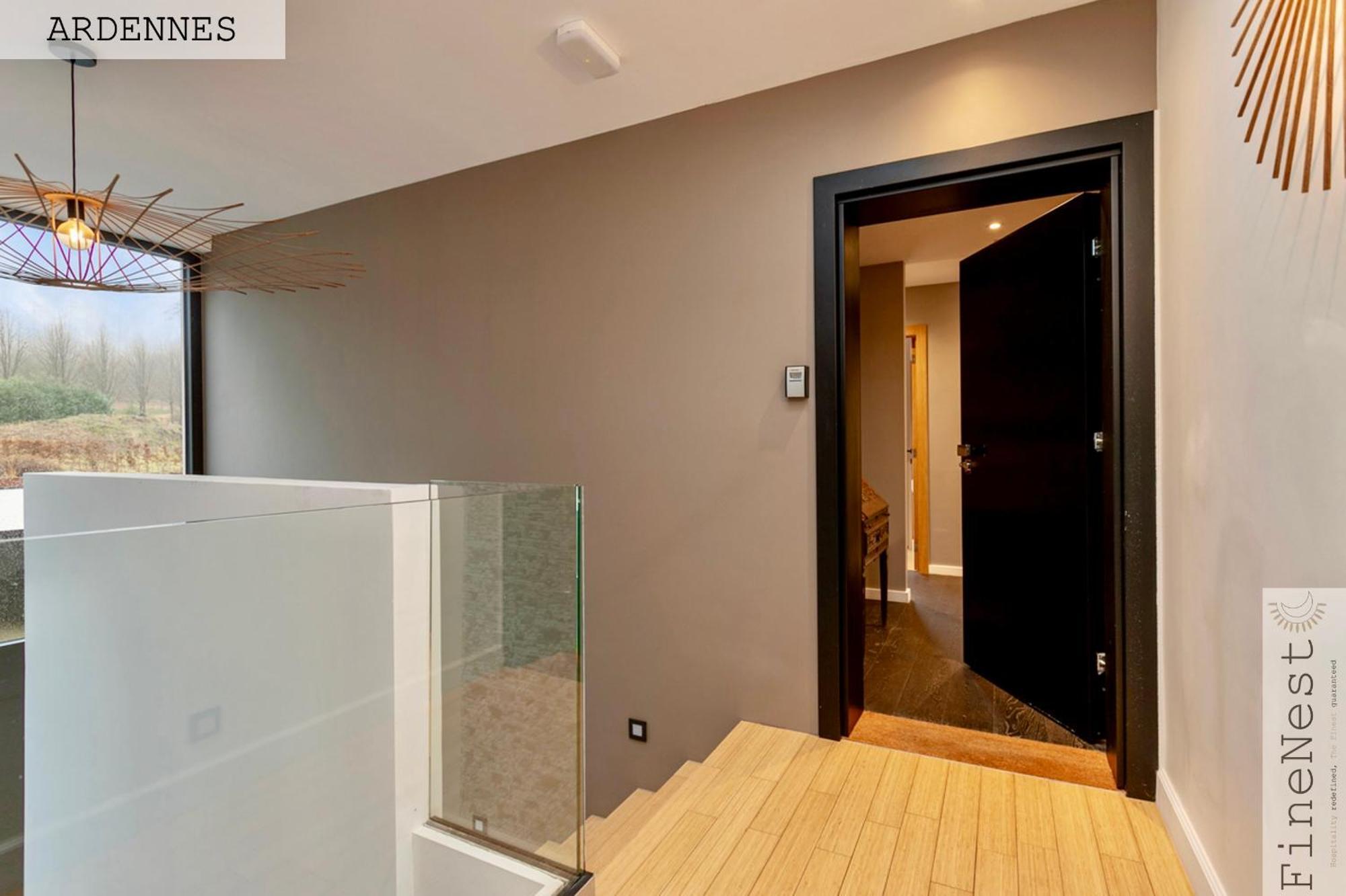 Residence De 3 Appartements Luxueux - 2 Ch X 3 - "Tilff Le Mont" By Finenest Екстериор снимка